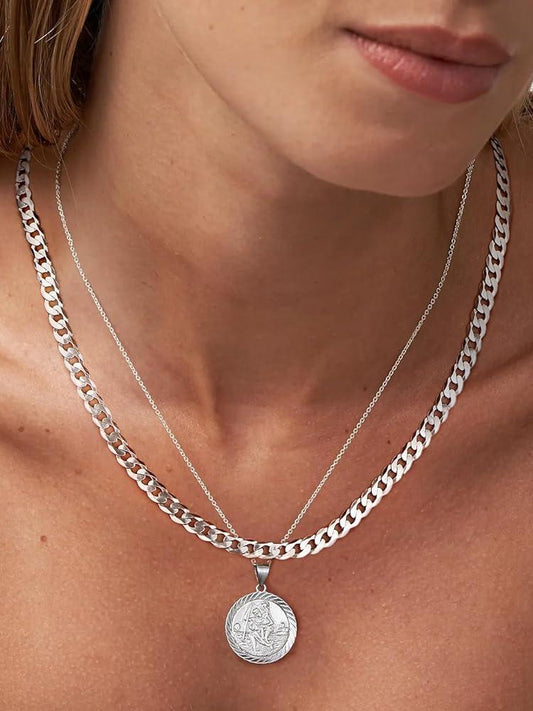 The Allure of Silver Necklaces A Timeless Classic