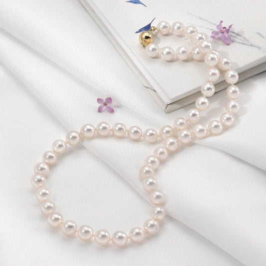 How to Choose the Perfect Pearl Necklace for Every Occasion in 2024