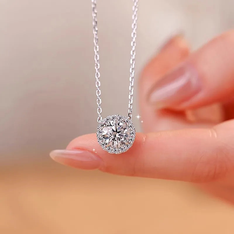 Moissanite Luxury Sparkling Diamond Necklaces Pendant Jewelry