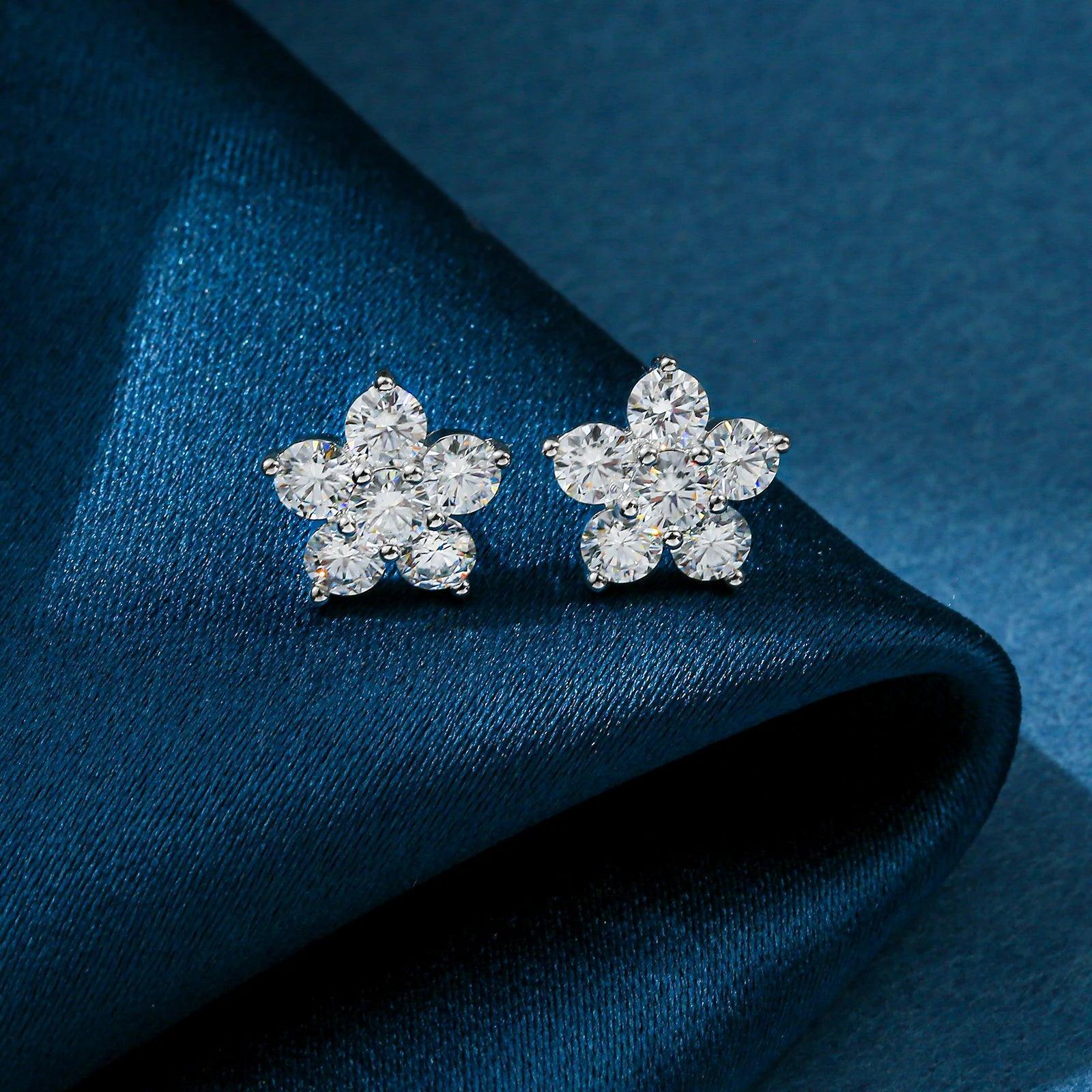 Moissanite Earring 5 Petal Flower White Gold Stud 925 Silver 