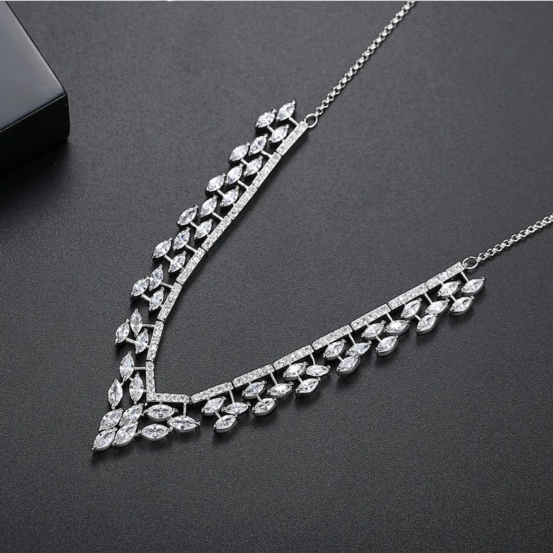 Diamond Necklace Luxury Design For Women Heart Shape Jewelry