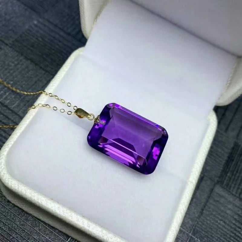 February birthstone 18K Gold Pendant Necklace Classic Luxury Jewelry