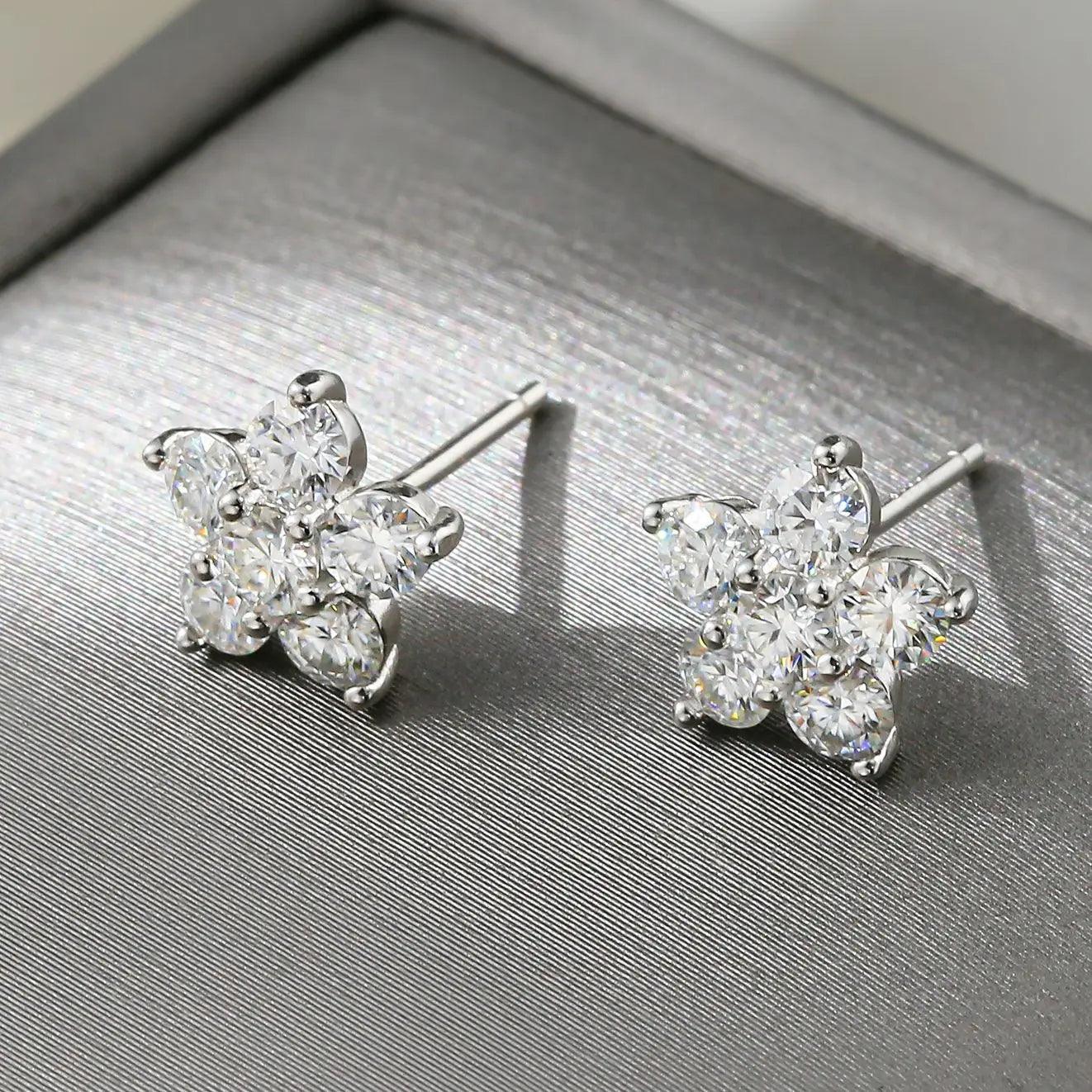 Moissanite Earring 5 Petal Flower White Gold Stud 925 Silver 