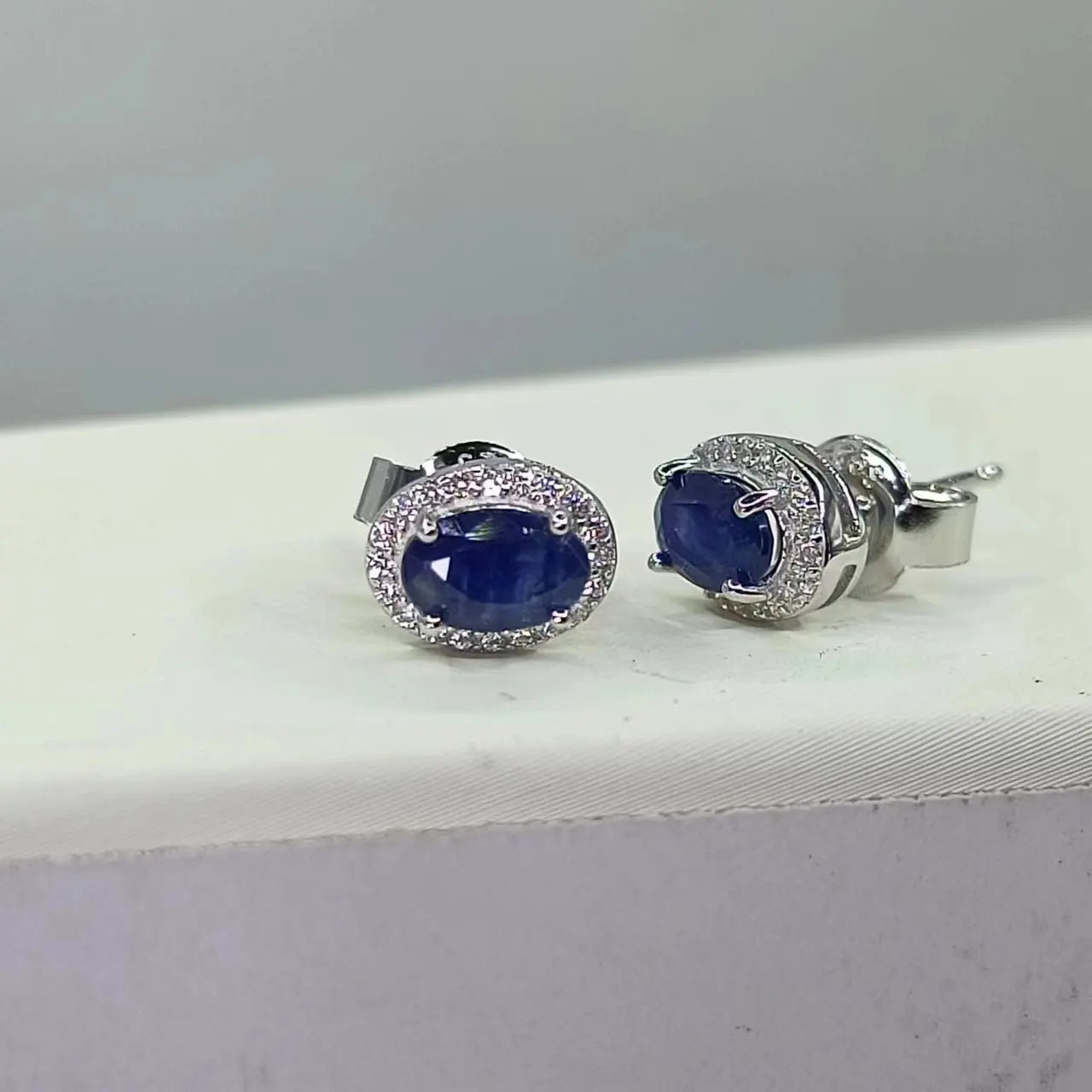 September Birthstone Fashion Jewelry Earrings 925  Silver Stud Fine