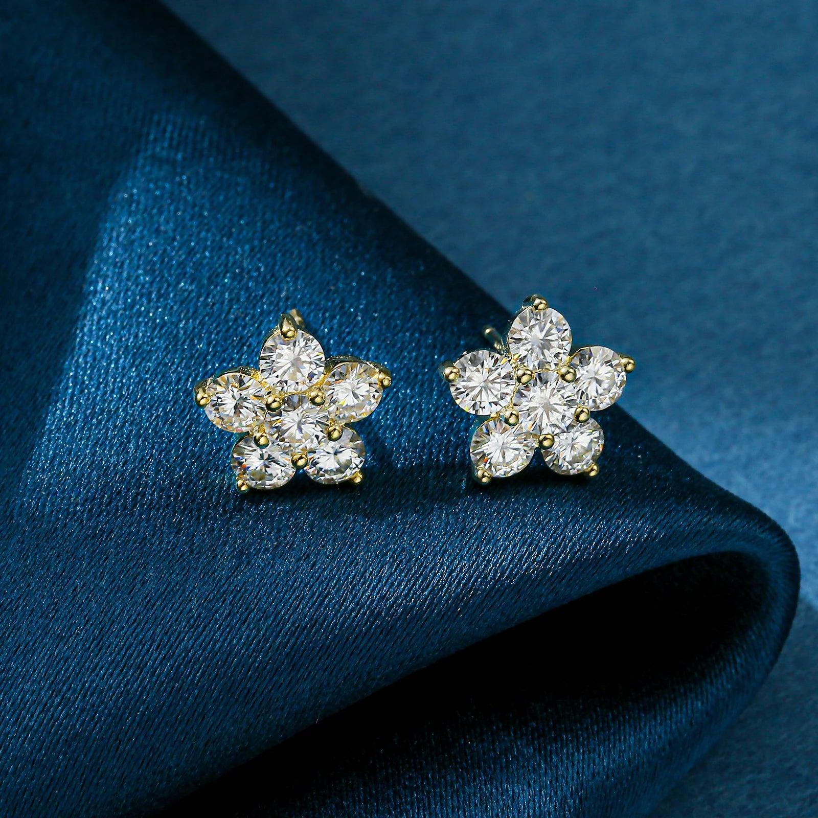 Moissanite Earring 5 Petal Flower White Gold Stud 925 Silver 