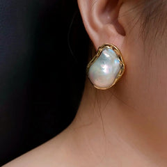 Pearl earrings Natural White Keshi Gold Plated Stud