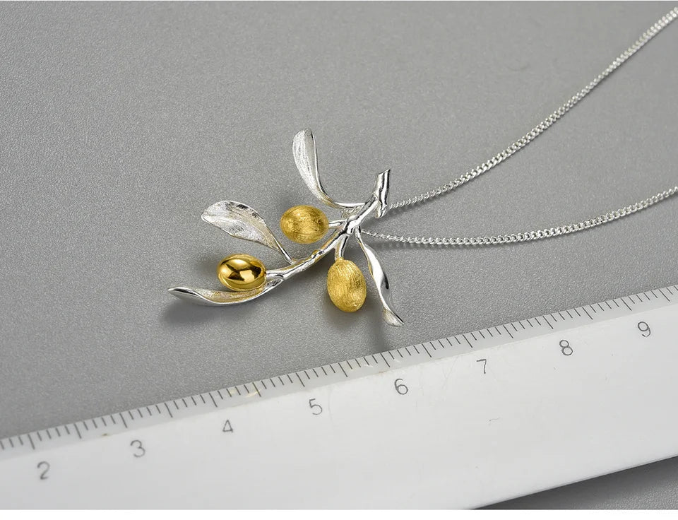 Olive Leaves Pendant Fashion Sterling Silver 925 Vintage Fine Jewelry