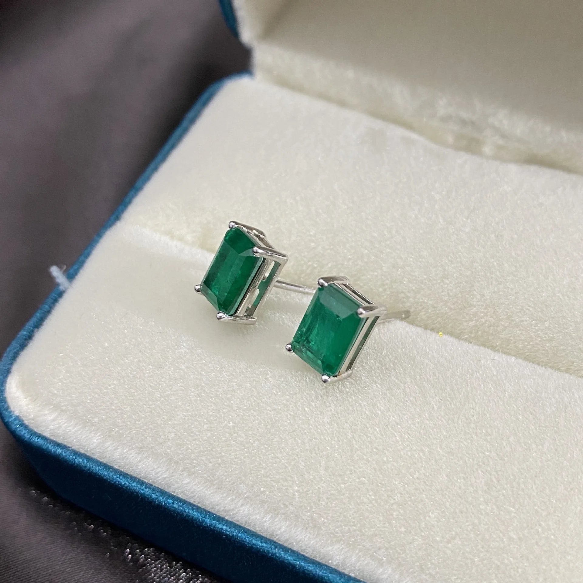 August Birthstone Vintage Emerald Stud Earrings Quality Green Jewelry