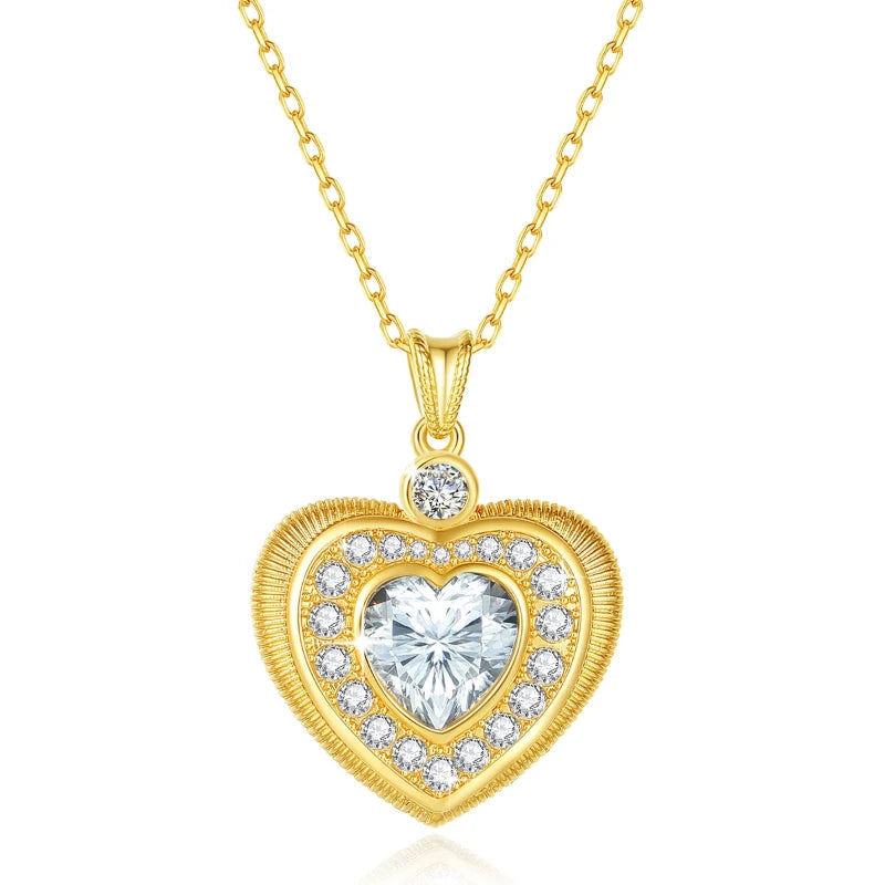 Gold Necklace 18K Heart Moissanite Pendant Luxury Jewelry