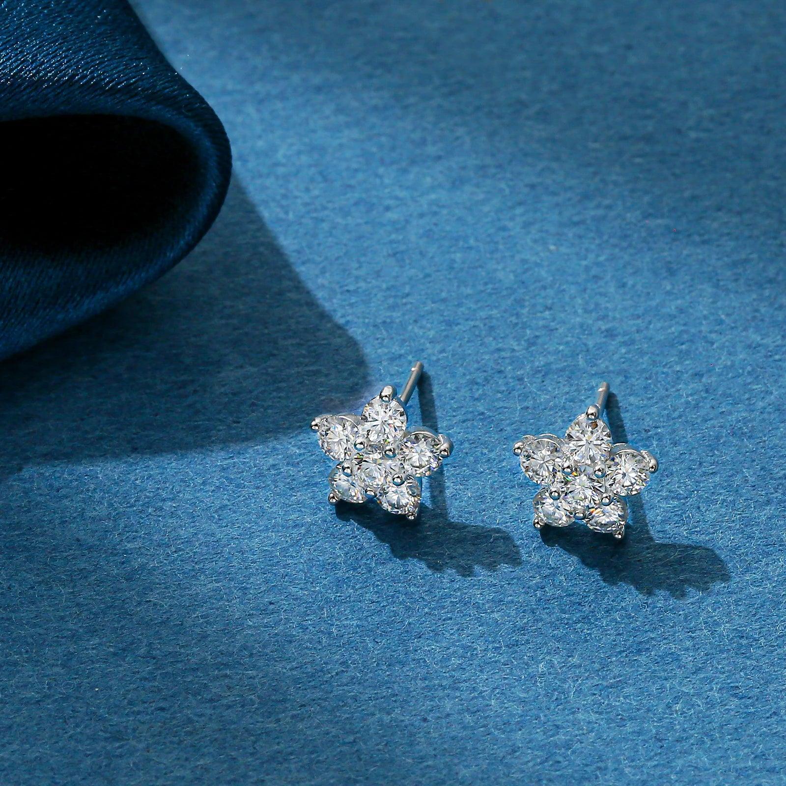 Moissanite Earring 5 Petal Flower White Gold Stud 925 Silver 